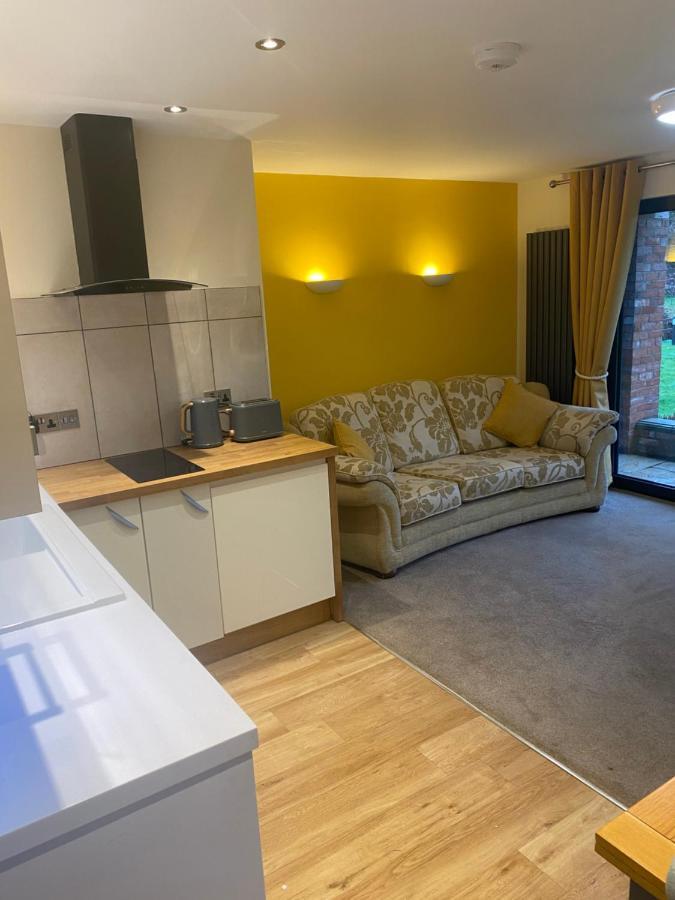 Otters End, Near Wroxham Apartment Dilham Ngoại thất bức ảnh